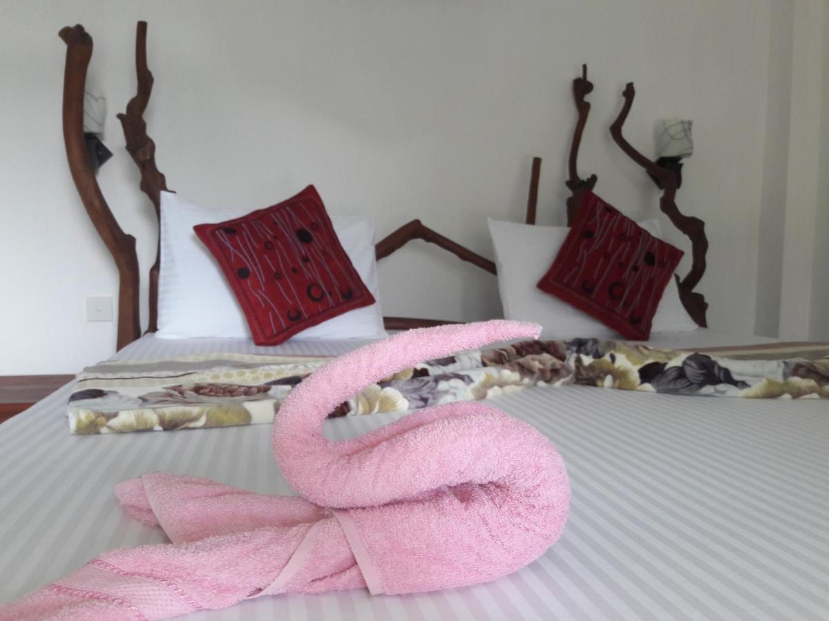 La Rochelle Bed and Breakfast Ella Buitenkant foto